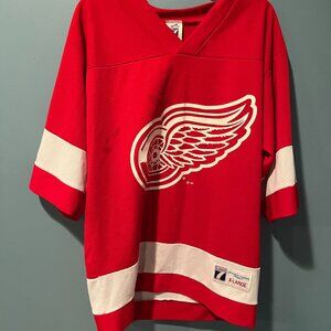 Signed Red Wings Jersey Yzerman Number 19 Youth Size XL